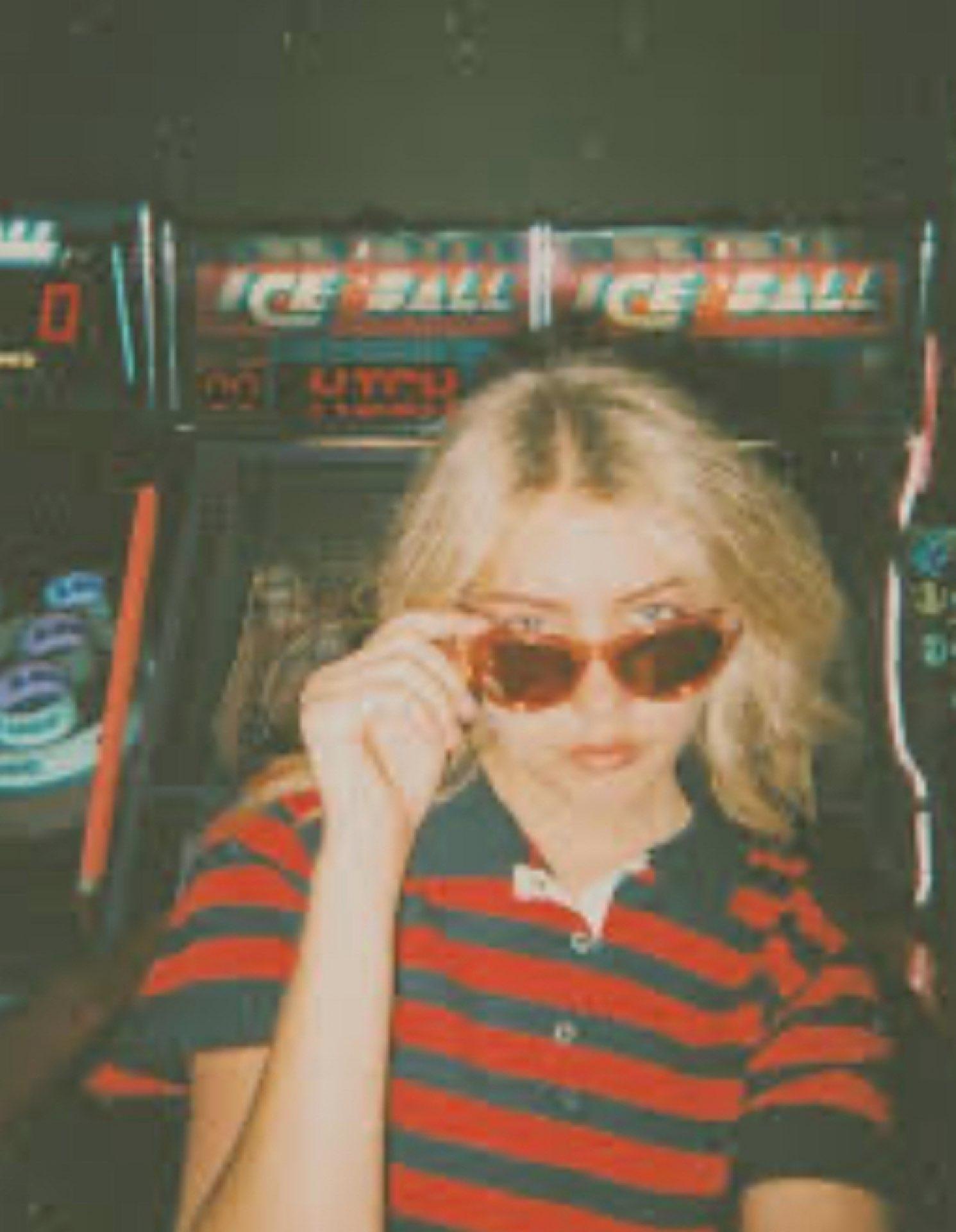 Aesthetic profile photo