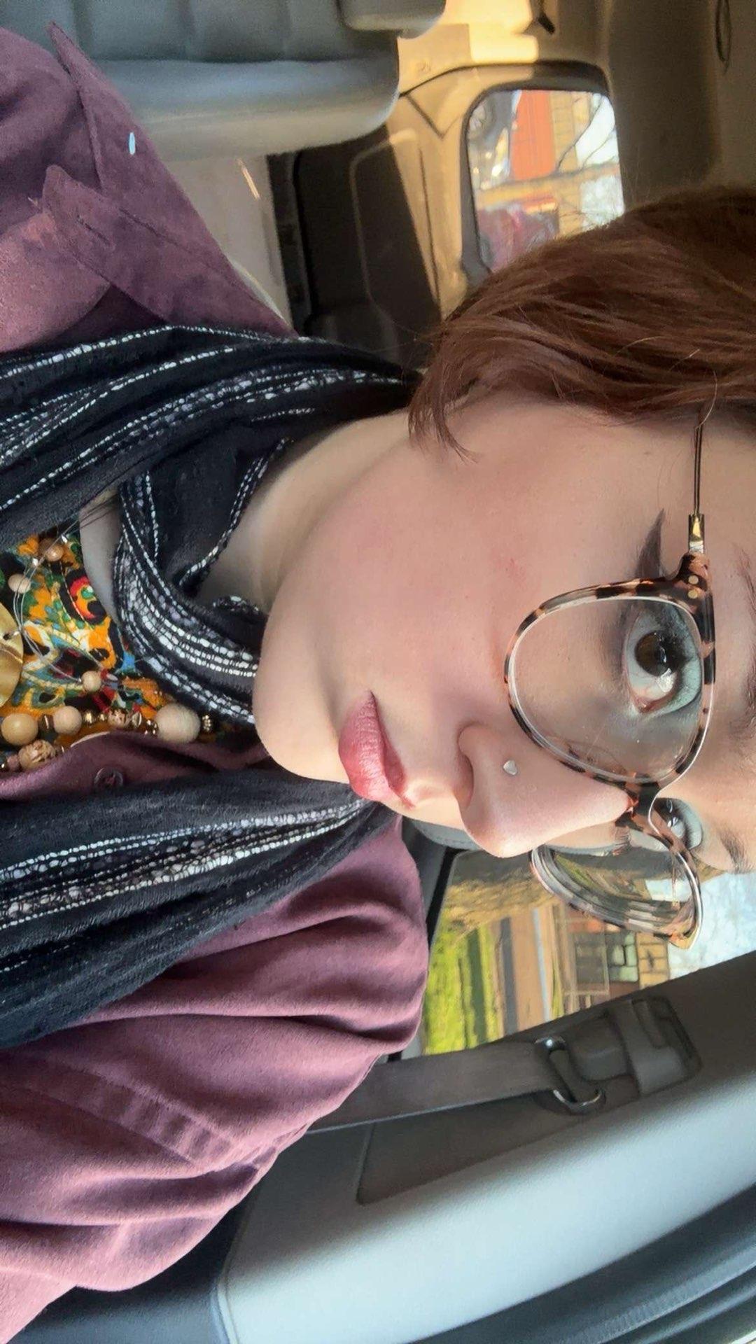 J🐞 profile photo