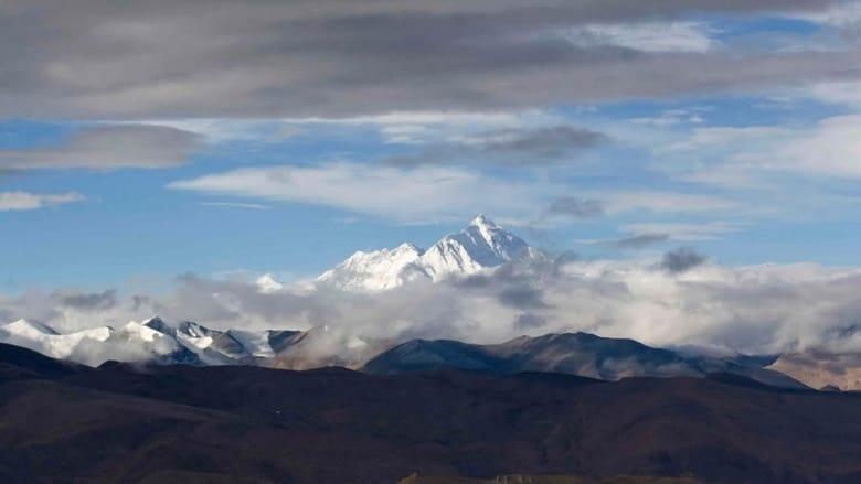 Into Thin Air: Death on Everest image