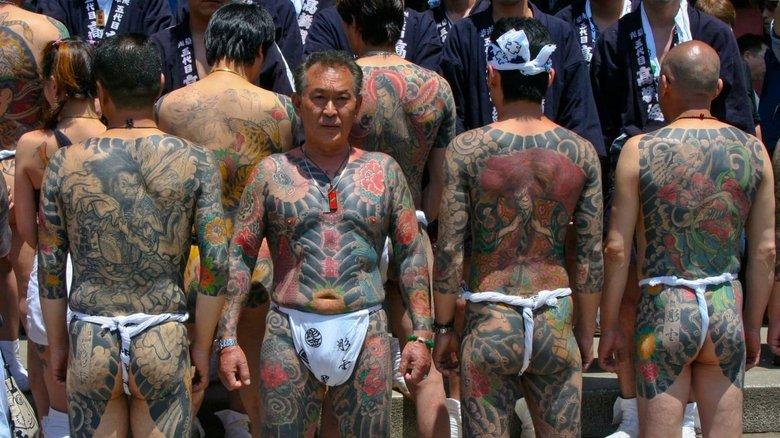 Battling the Yakuza image