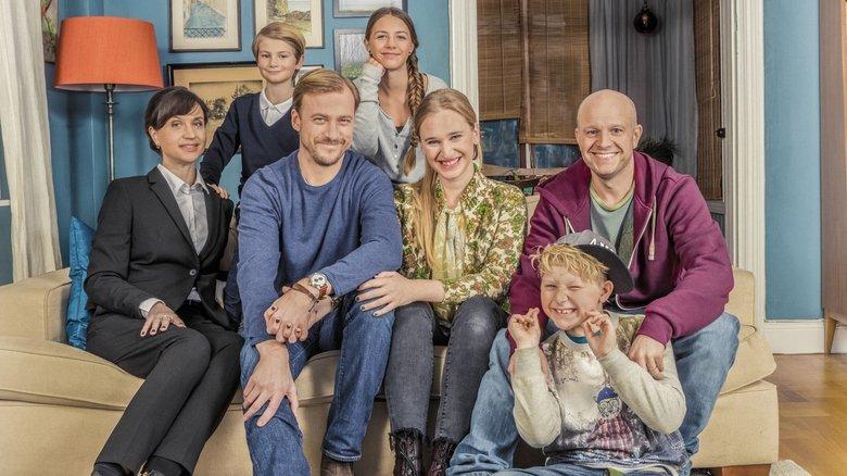 Bonus Family image