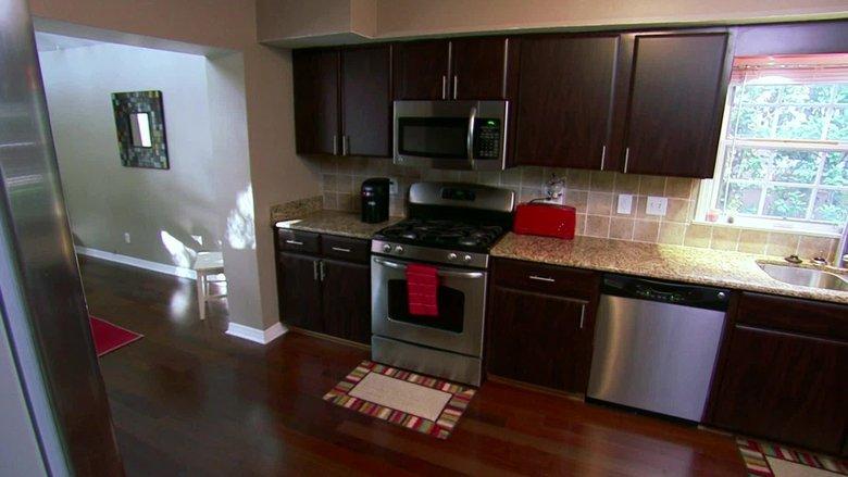 House Hunters: Where Are They Now? image