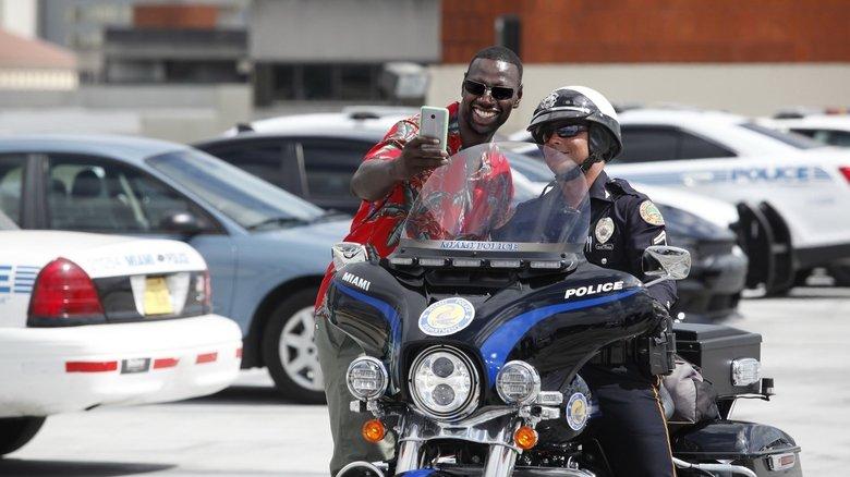 Belleville Cop image