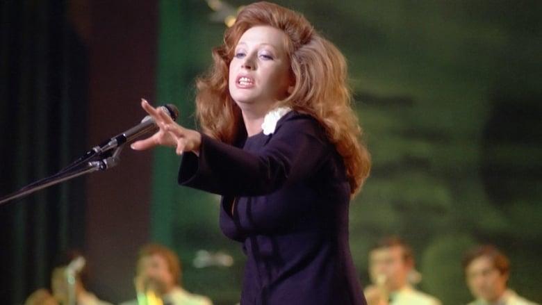 A Woman That Sings image