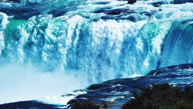 Chasing Niagara image