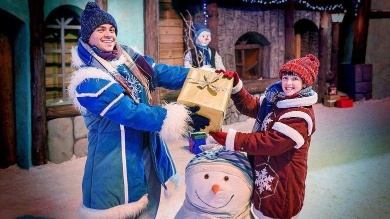 Luccas Neto in: The End of Christmas image