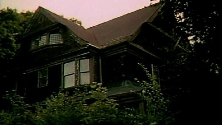 Deadly Manor image
