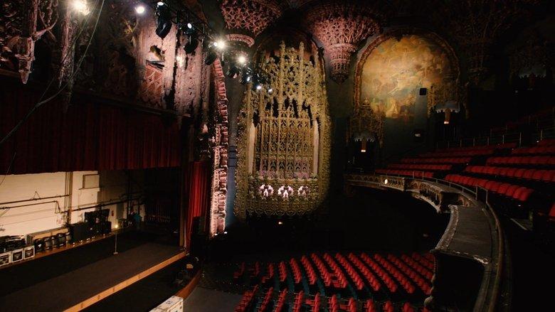 Going Attractions: The Definitive Story of the Movie Palace image