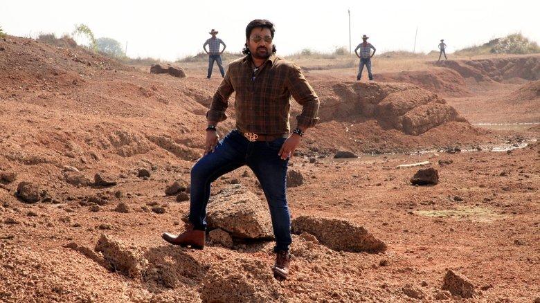Tamizh Padam 2 image
