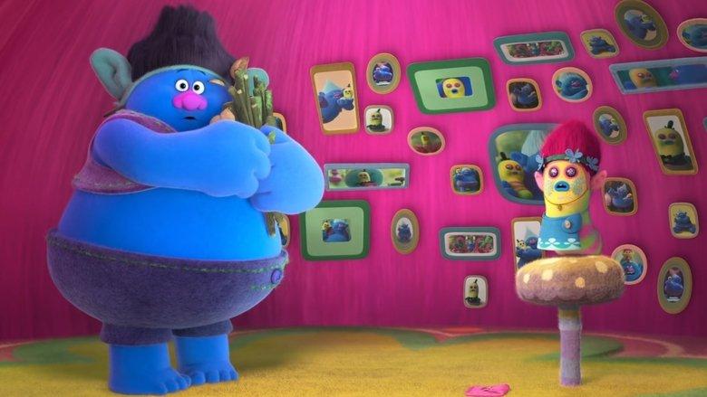 Trolls: Dress Up image