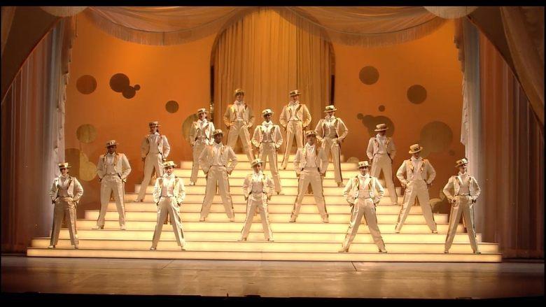 Victor/Victoria image