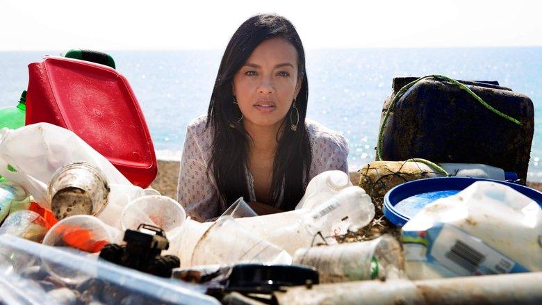 Drowning in Plastic image