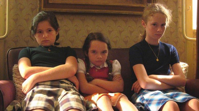 Sisters image