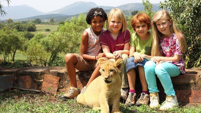 Casper and Emma on Safari image