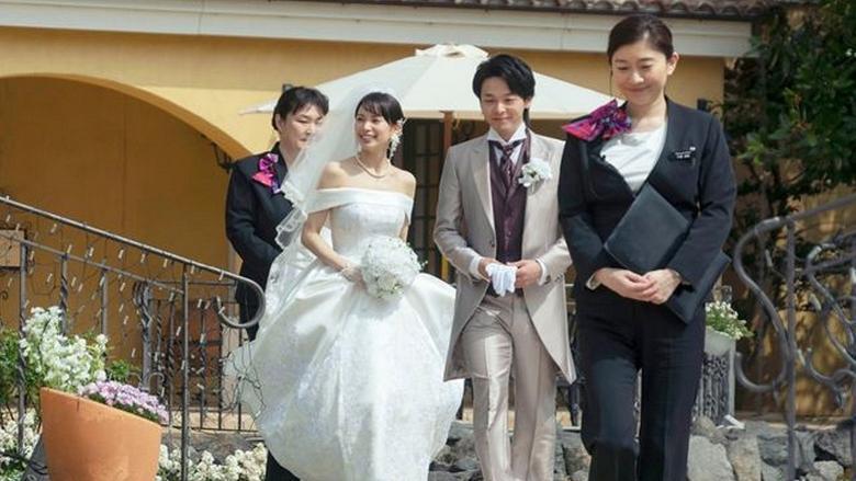 Wedding High image