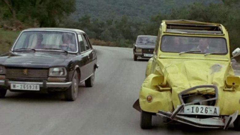 Bond in Greece image