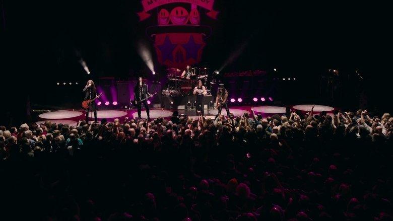 Slash featuring Myles Kennedy & The Conspirators - Living The Dream Tour image