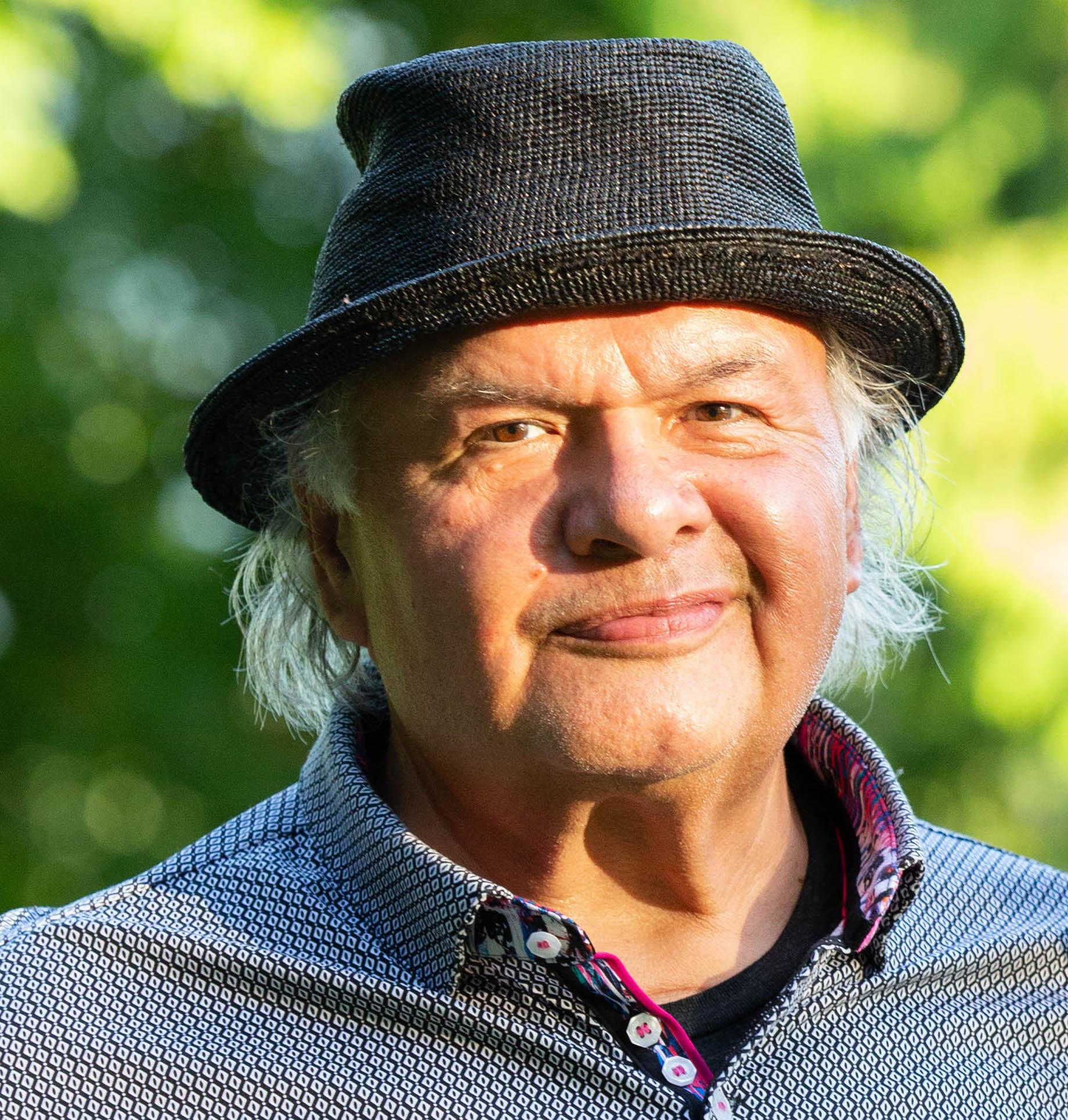 Gary Farmer image