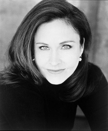 Erin Gray image