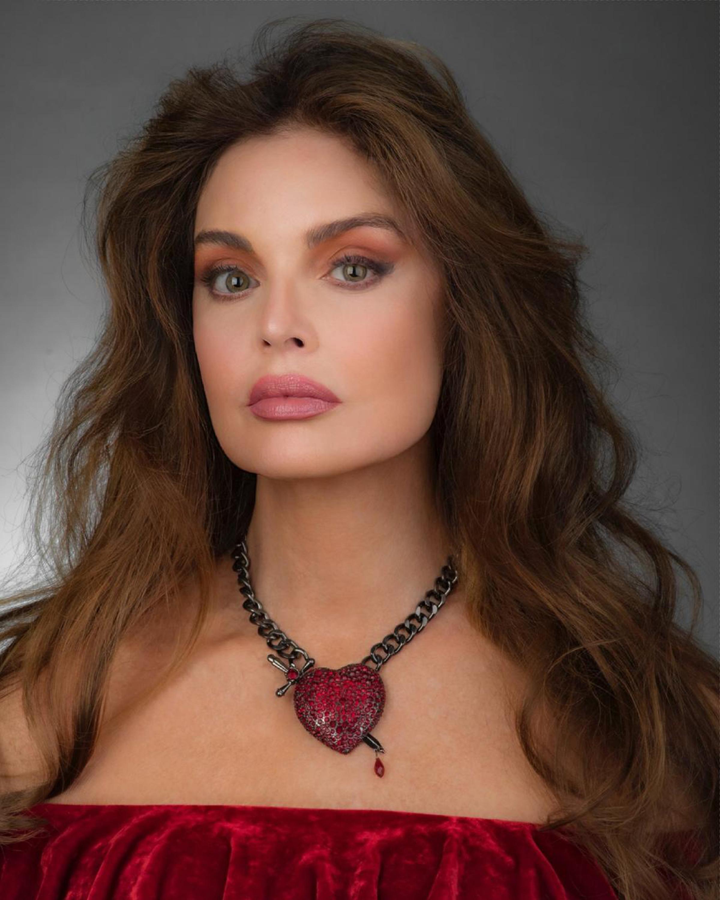 Tracy Scoggins image