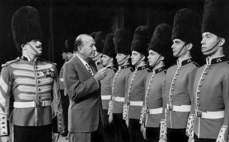 Noël Coward image