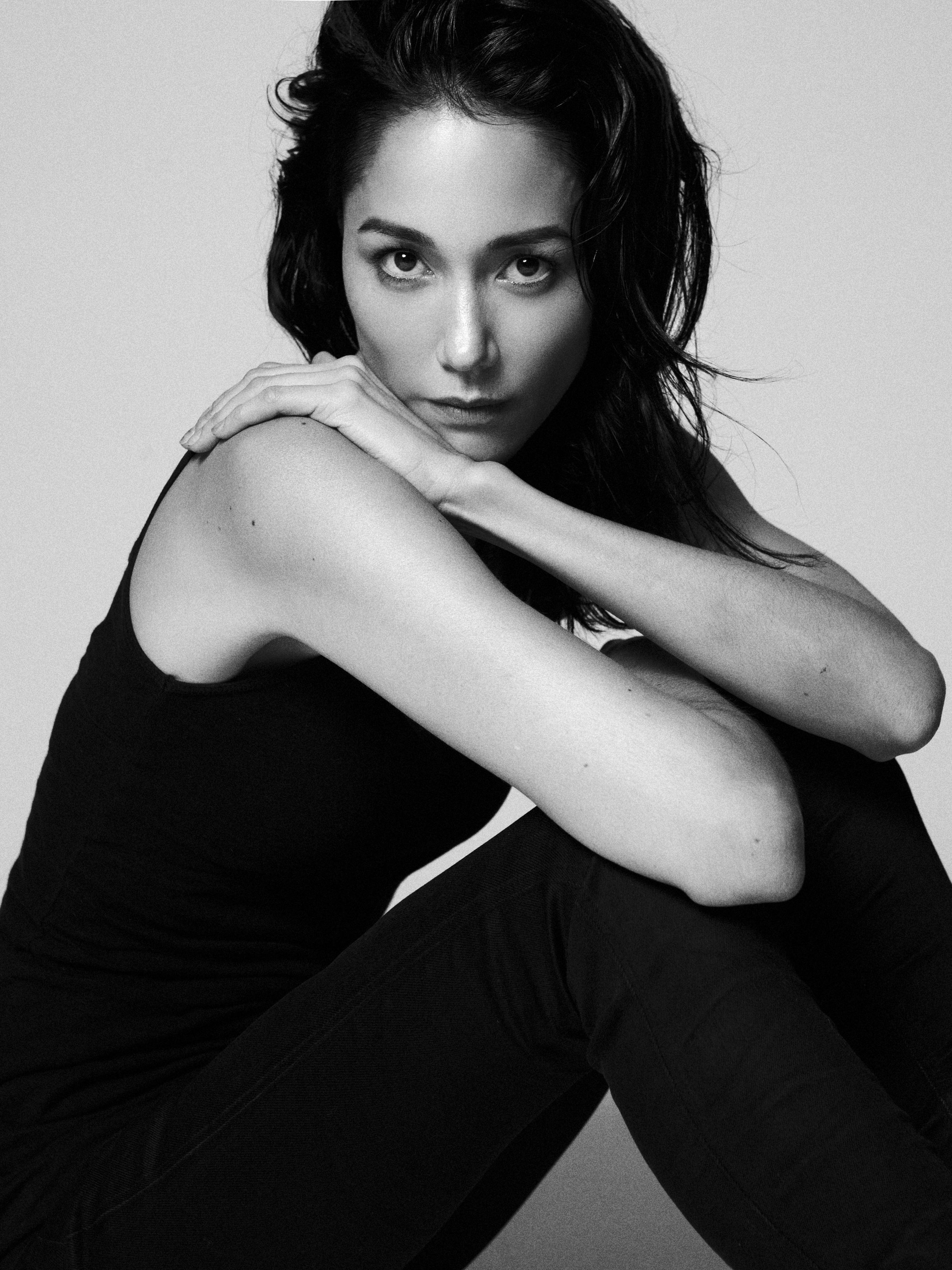 Sandrine Holt image