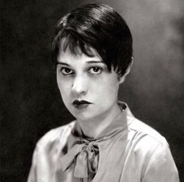 Anita Loos image