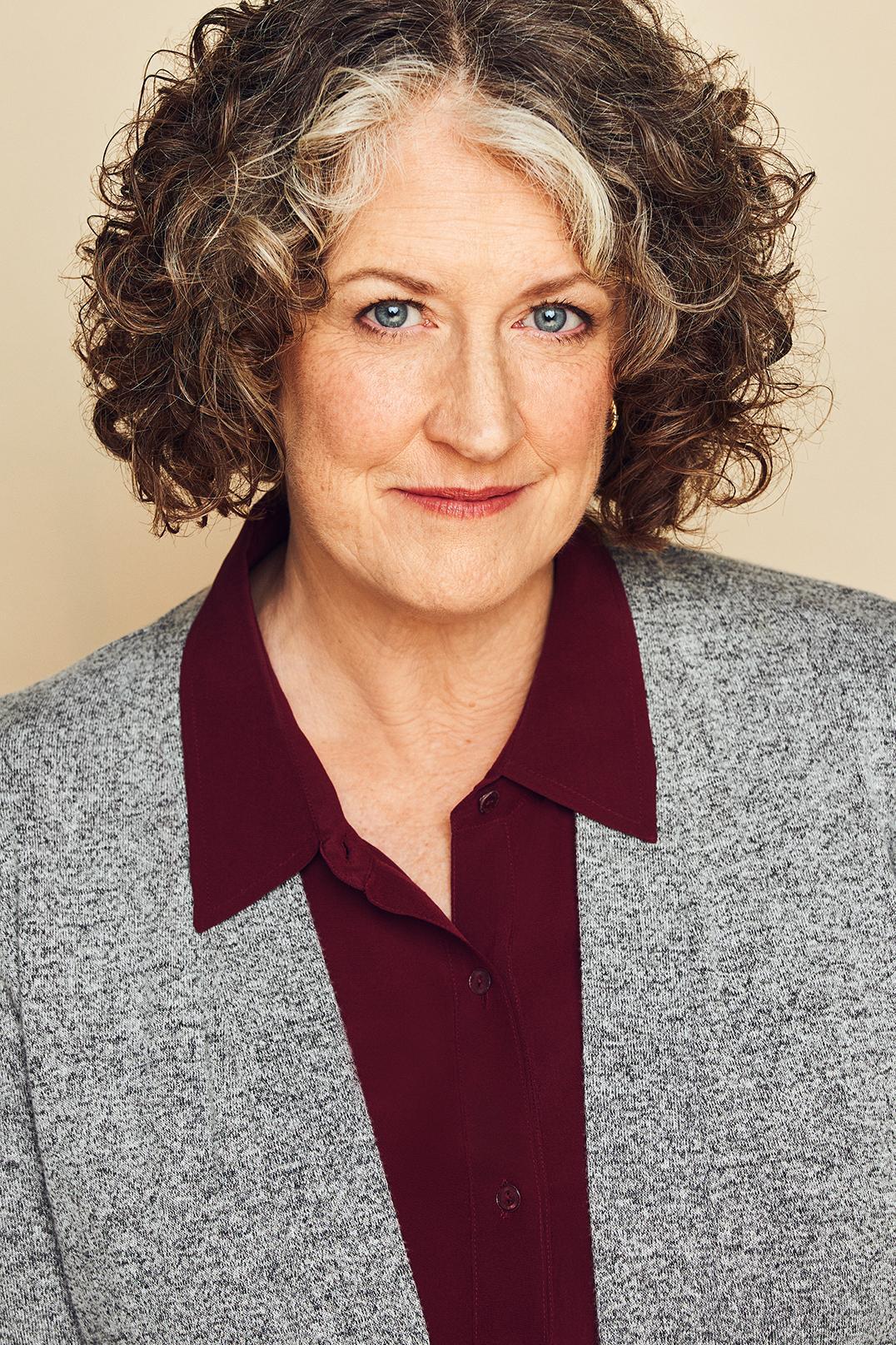 Mari Weiss image