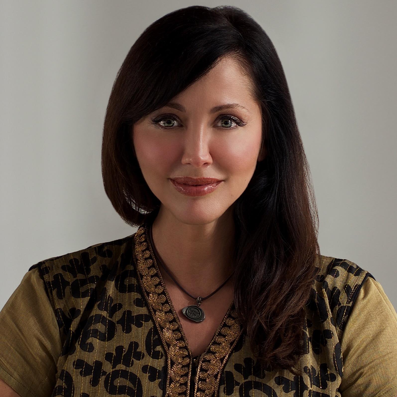 Bobbie Phillips image