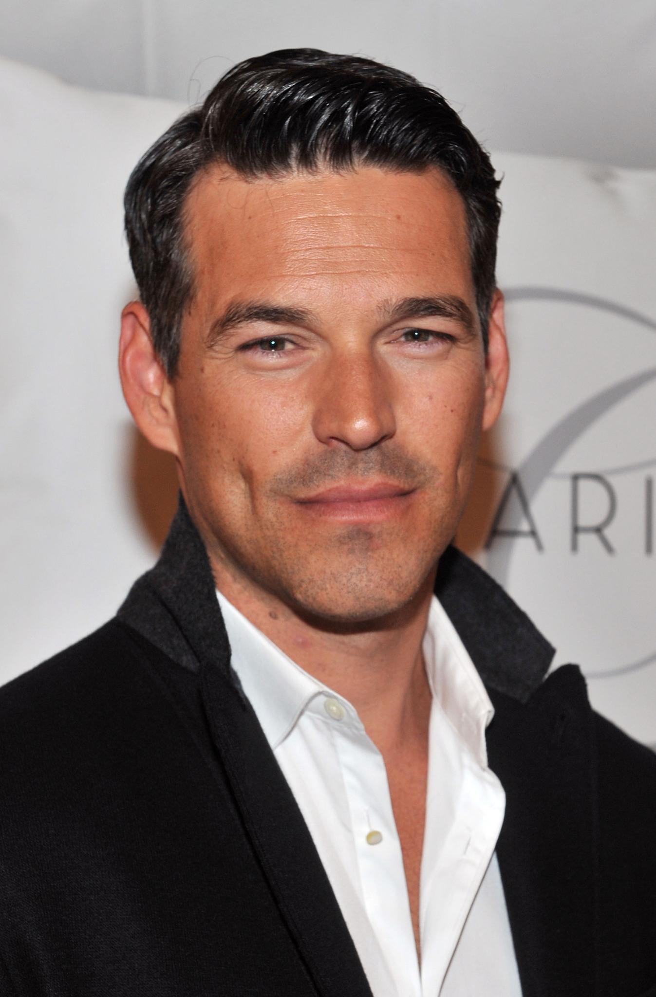 Eddie Cibrian image