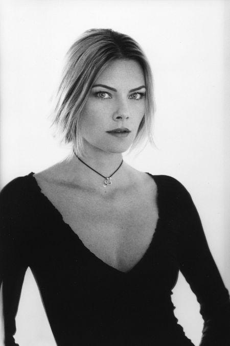 Paula Devicq image