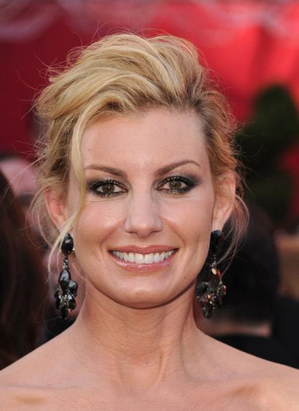 Faith Hill image