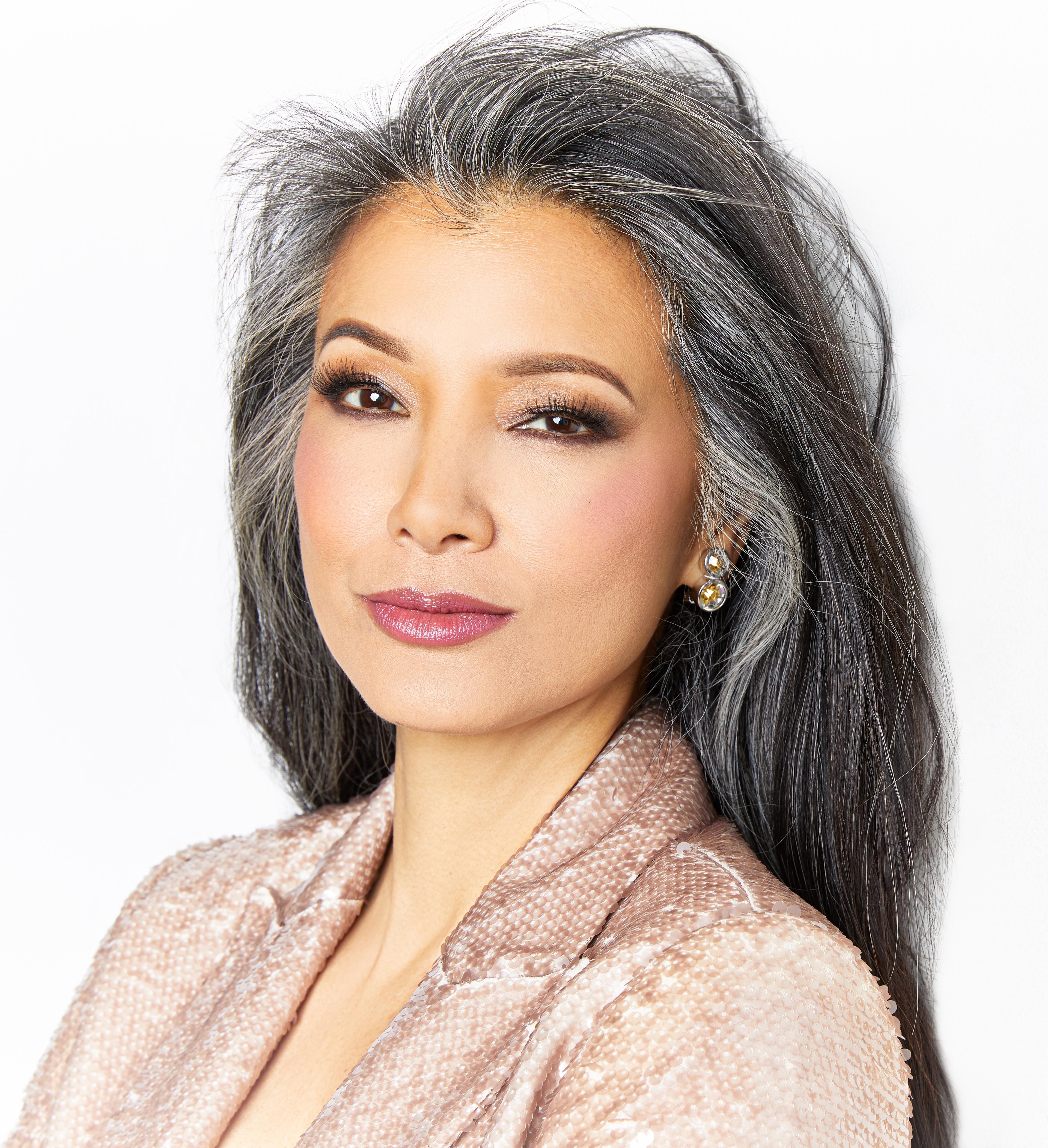 Kelly Hu image