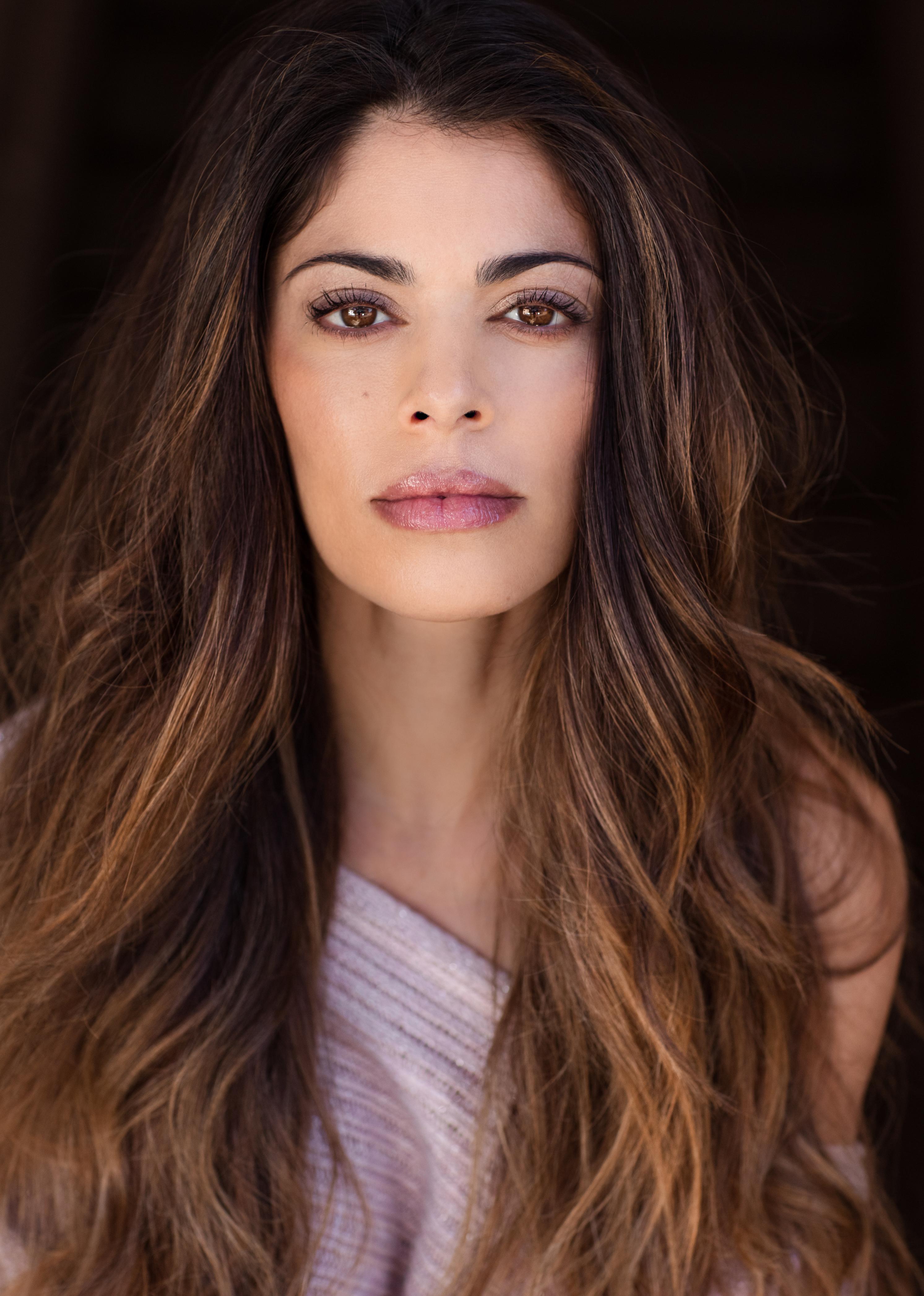Lindsay Hartley image