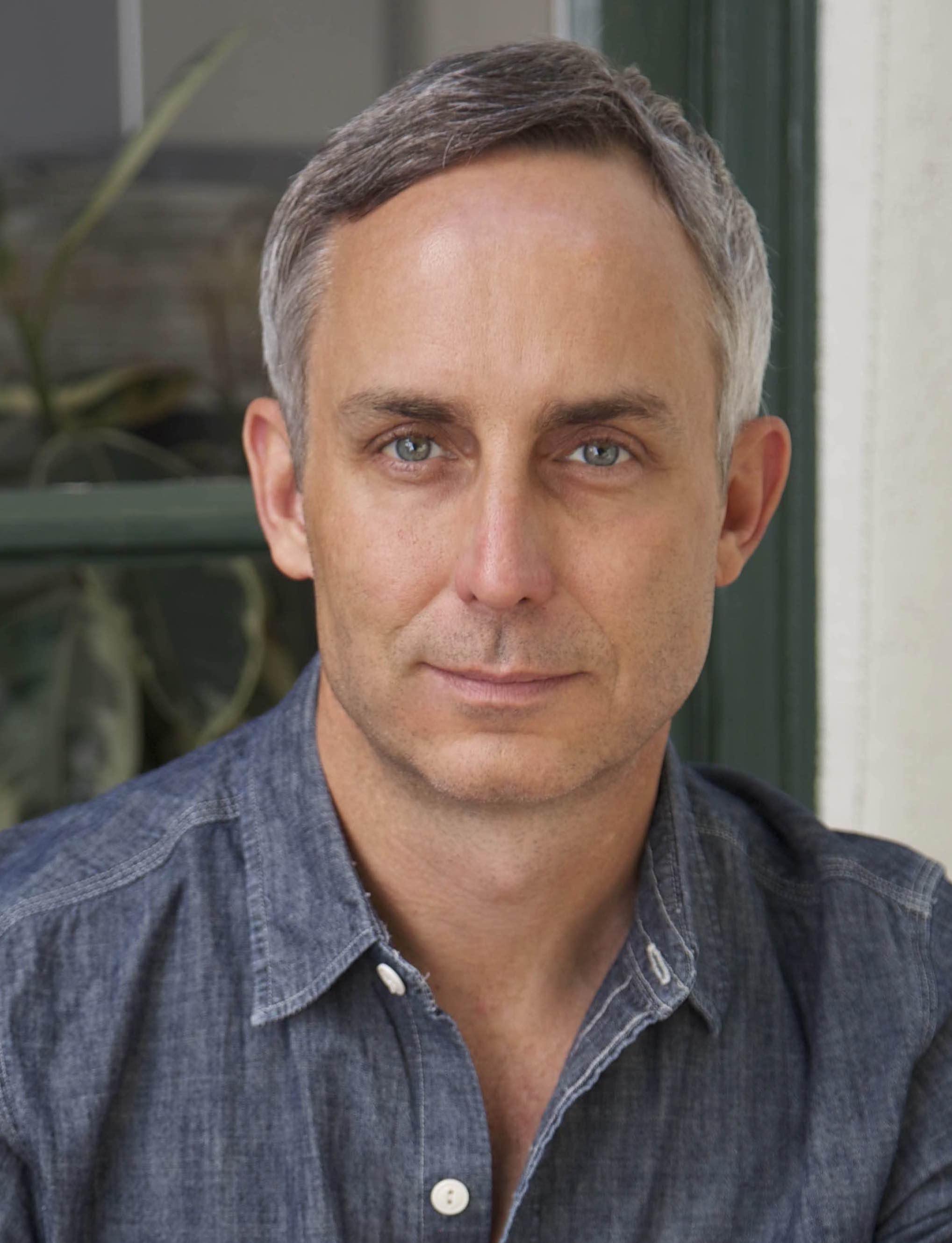 Wallace Langham image