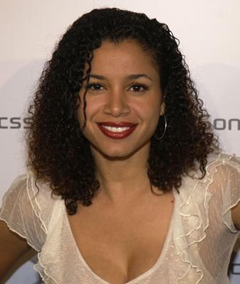Mari Morrow image