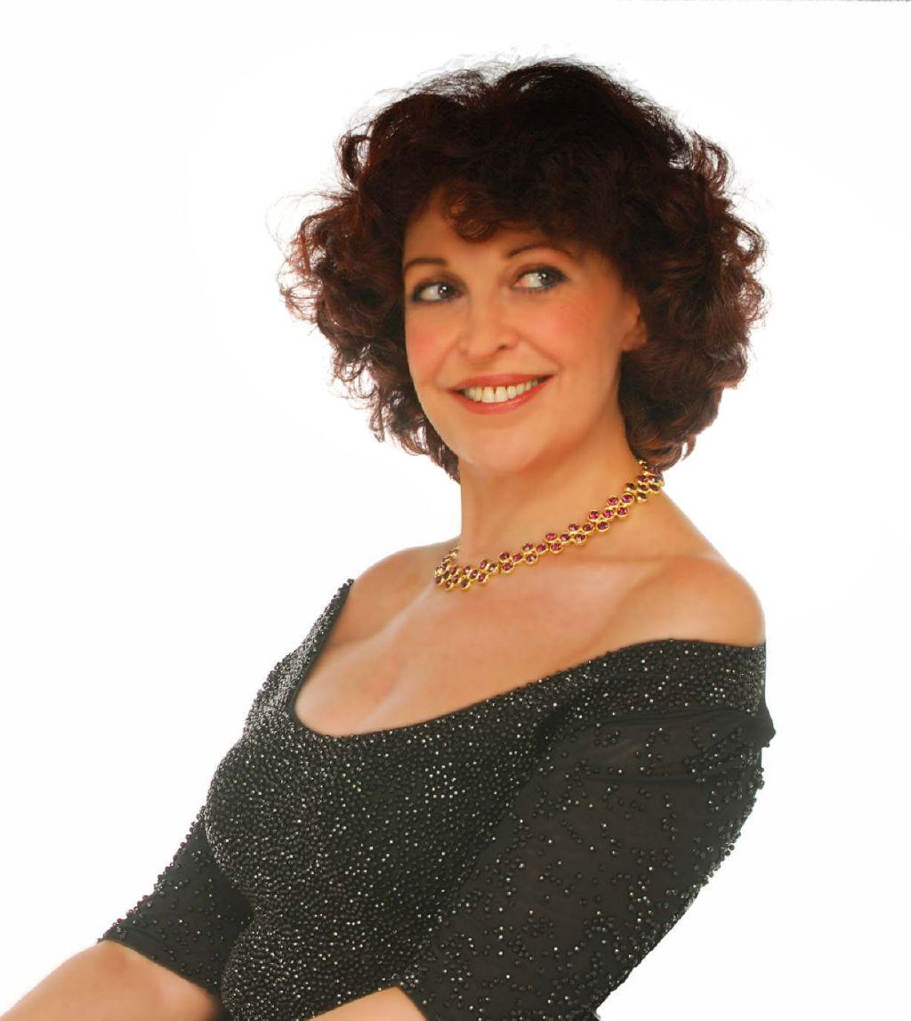 Gabriela Acher image