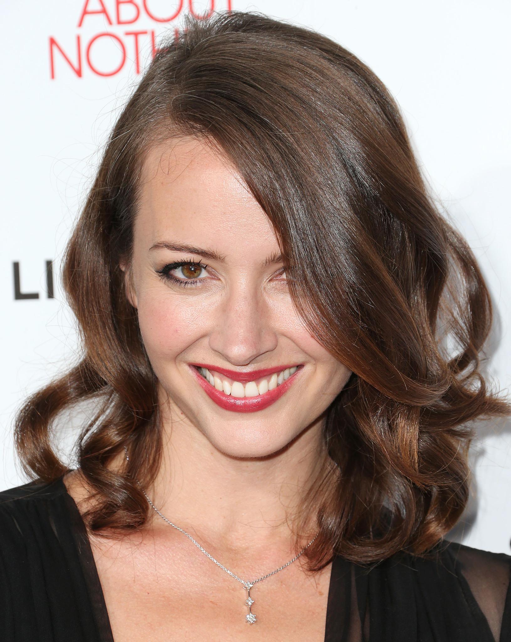 Amy Acker image