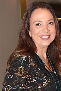 Christina Alexanian image