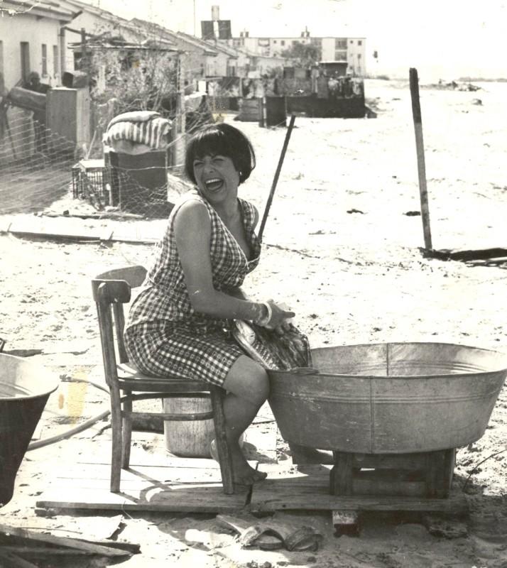 Gila Almagor image