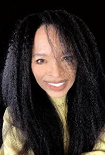 Tina Andrews image