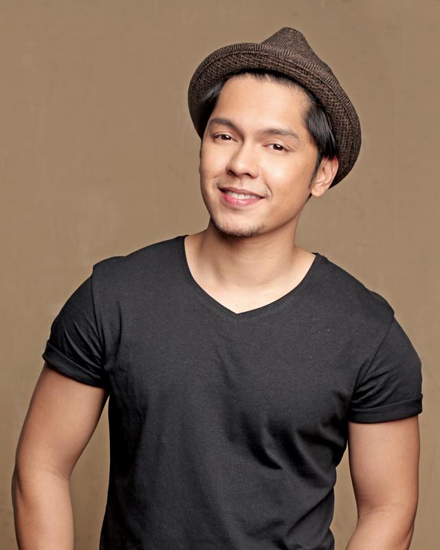 Carlo Aquino image