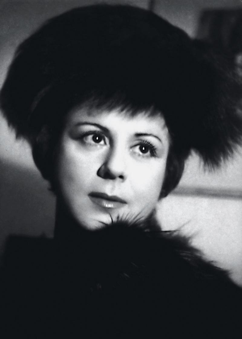 Mary Aroni image