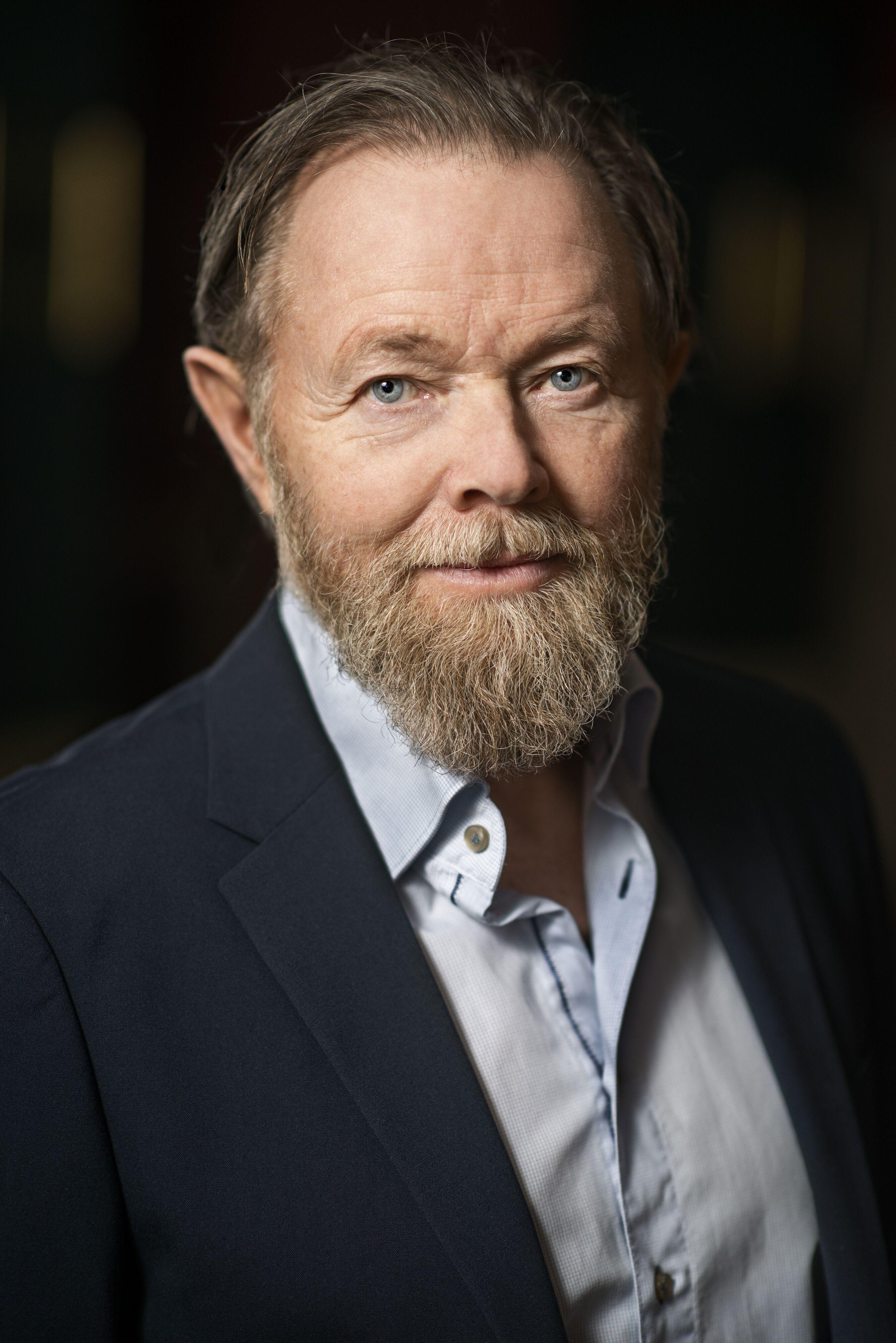 Jesper Asholt image