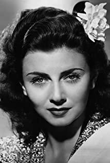 Lenore Aubert image