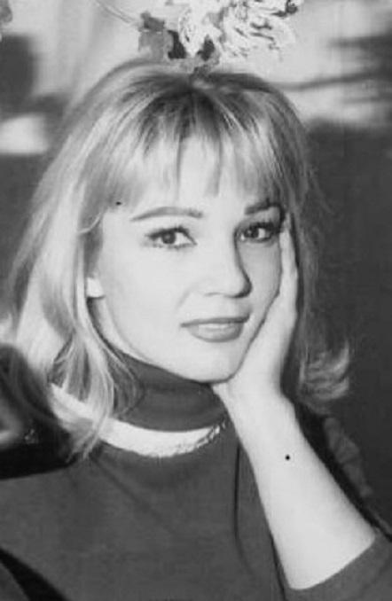 Nilüfer Aydan image