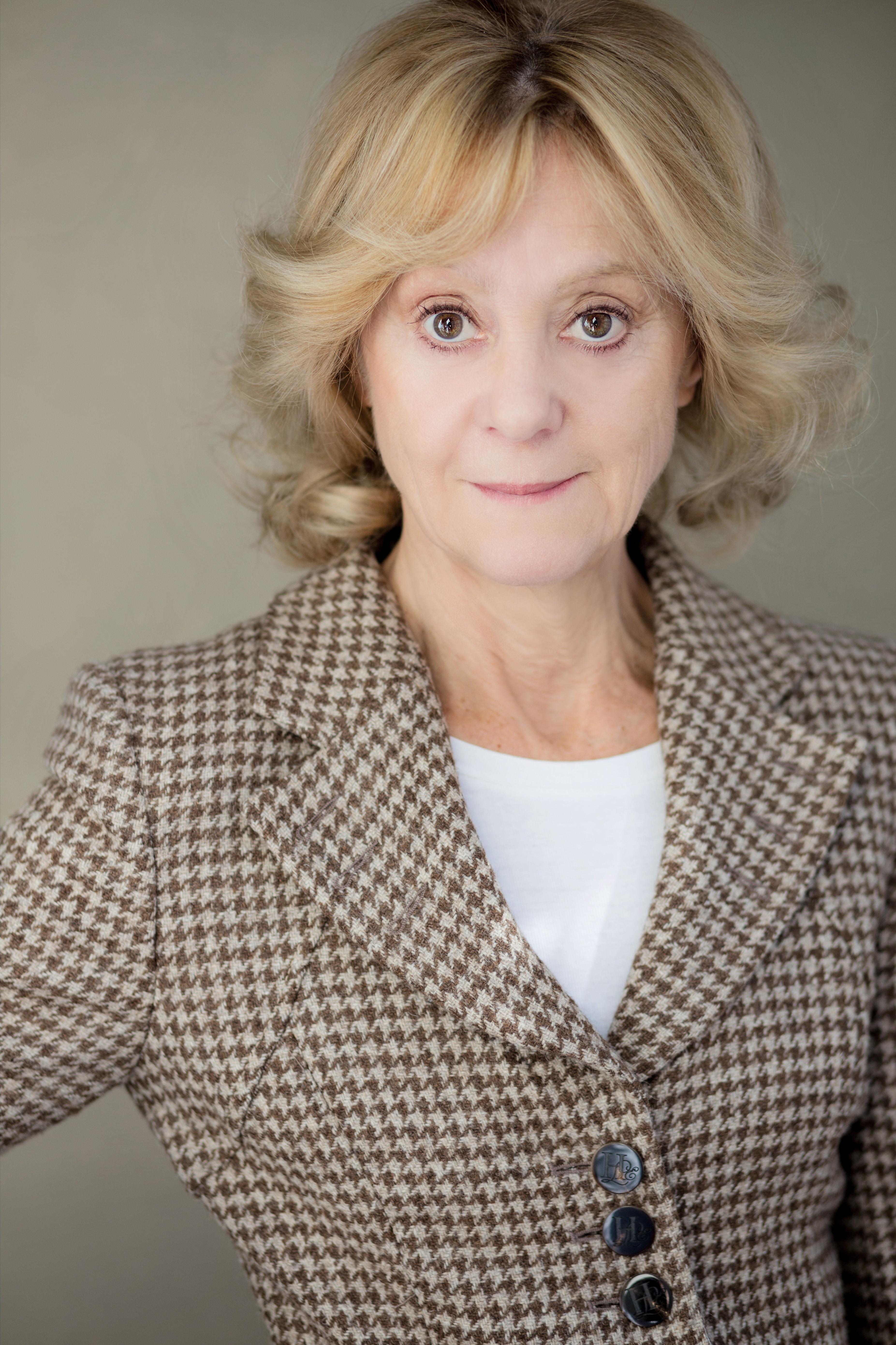 Rosalind Ayres image