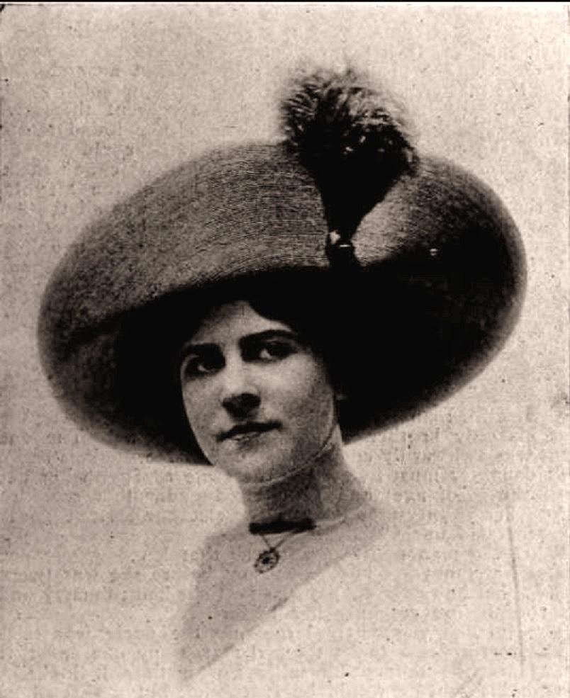 Leah Baird image