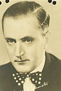 Harry Bannister image
