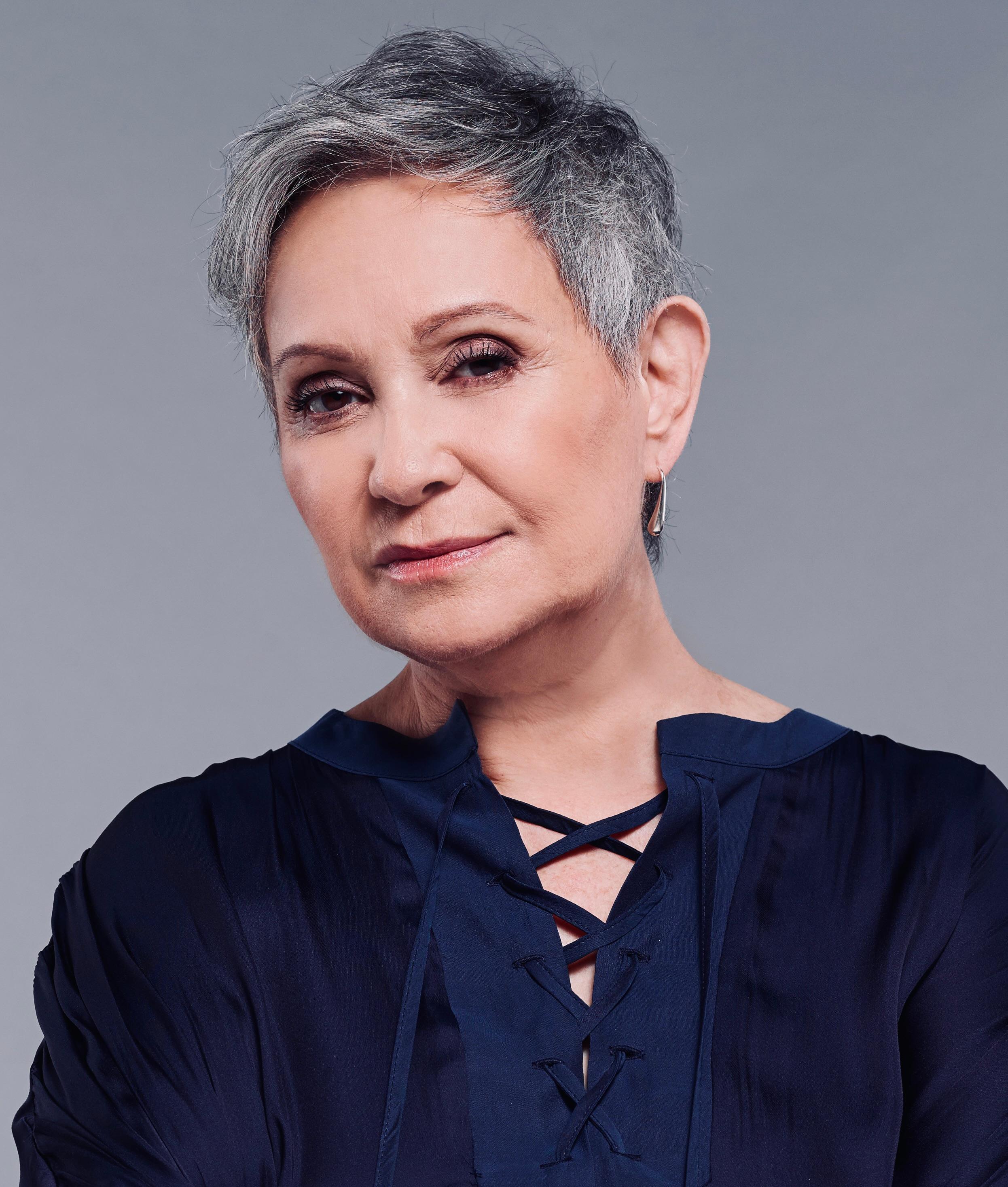 Adriana Barraza image